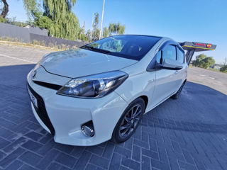 Toyota Yaris foto 1