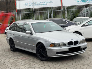 BMW 5 Series foto 5