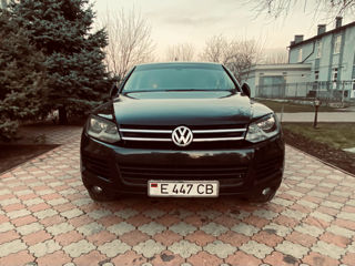 Volkswagen Touareg foto 3