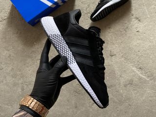 Adidas Marathon Black/White Women's foto 1