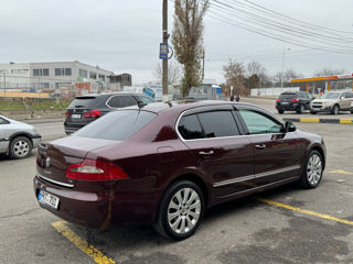 Skoda Superb foto 4