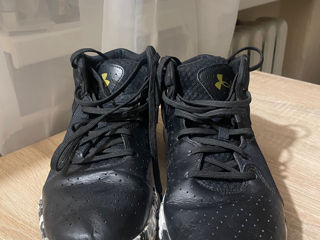 Under armour basketball shoes foto 4