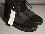 Yeezy boost 750   42marime . foto 1