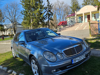 Mercedes E-Class foto 5