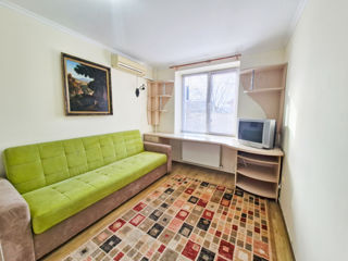 Apartament cu 2 camere, 60 m², Buiucani, Chișinău