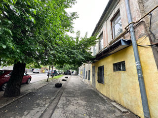 O cameră, 30 m², Centru, Chișinău