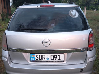 Opel Astra foto 3