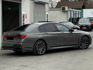 BMW 7 Series foto 3