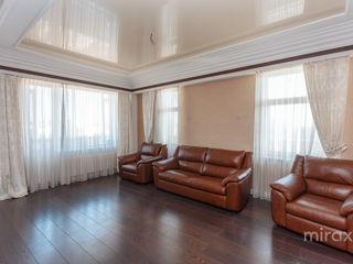 Apartament cu 2 camere, 120 m², Centru, Chișinău foto 4