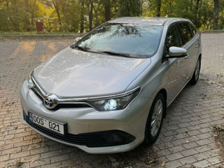 Toyota Auris foto 4