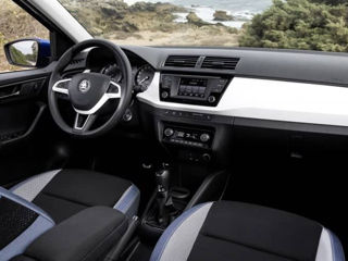 Instructor cutie mecanica уроки вождения lectii practice Skoda
