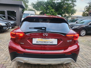 Infiniti QX30 foto 16