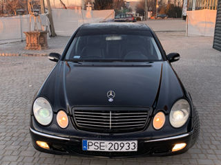 Mercedes E-Class foto 5