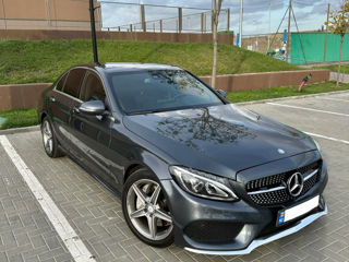 Mercedes C-Class foto 2