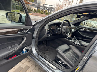 BMW 5 Series foto 6