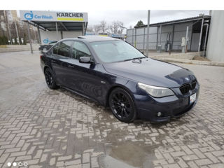 BMW 5 Series foto 3