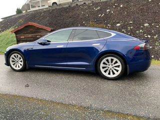 Tesla Model S foto 4