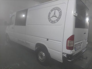 Mercedes Sprinter foto 2