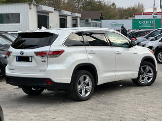 Toyota Highlander foto 5