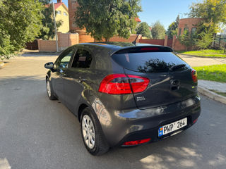 KIA Rio foto 6