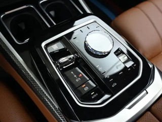 BMW 7 Series foto 6