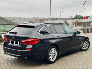 BMW 5 Series foto 2