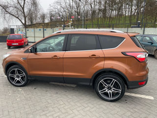 Ford Kuga foto 5