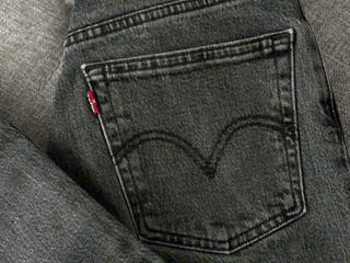 Pantaloni Levis