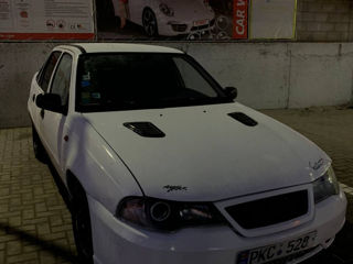 Daewoo Nexia foto 4