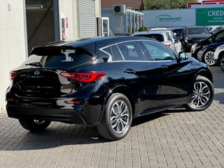 Infiniti Q30 foto 5