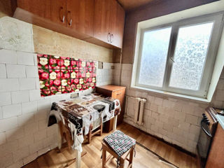 Apartament cu 2 camere, 45 m², Buiucani, Chișinău foto 2