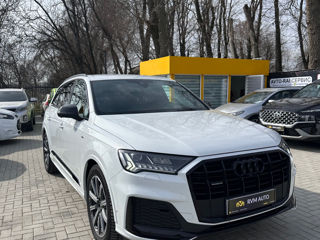 Audi Q7 foto 1