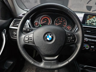 BMW 3 Series foto 5