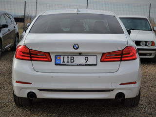 BMW 5 Series foto 4