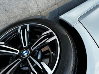 BMW 5 Series foto 10