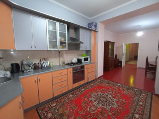 Apartament cu 4 camere, 130 m², 8 cartier, Bălți foto 16