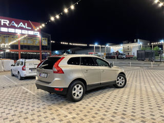 Volvo XC60 foto 7