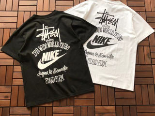 Продам футболки Nike x Stussy