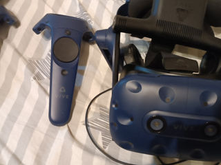 Продам или обменяю HTC Vive Pro + wireless adapter foto 3