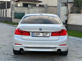 BMW 5 Series foto 5