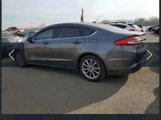 Ford Fusion foto 16