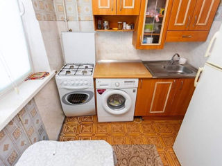 Apartament cu 3 camere, 60 m², Buiucani, Chișinău foto 5