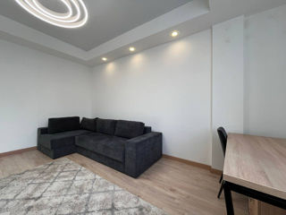 Apartament cu 2 camere, 70 m², Centru, Chișinău foto 2