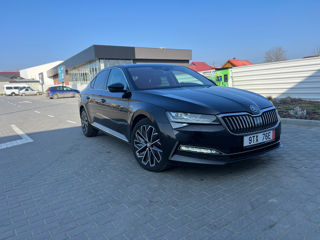 Skoda Superb foto 3