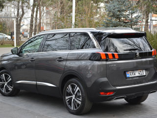 Peugeot 5008 foto 2