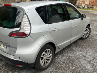 Renault Scenic foto 2