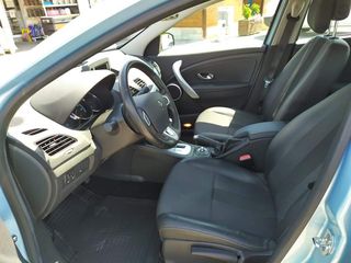 Renault Fluence foto 5