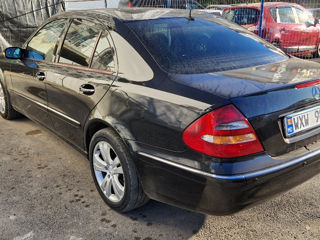 Mercedes E-Class foto 5