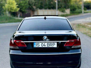 BMW 7 Series foto 5