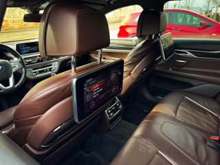 BMW 7 Series foto 9